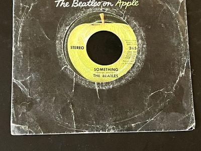 The Beatles - Something / Come Together 7" Vinyl 45 RPM Single Apple Records #2654 (1969)
