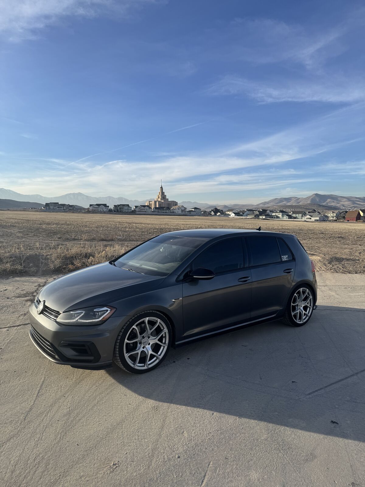 2018 VOLKSWAGEN GOLF R 4Motion