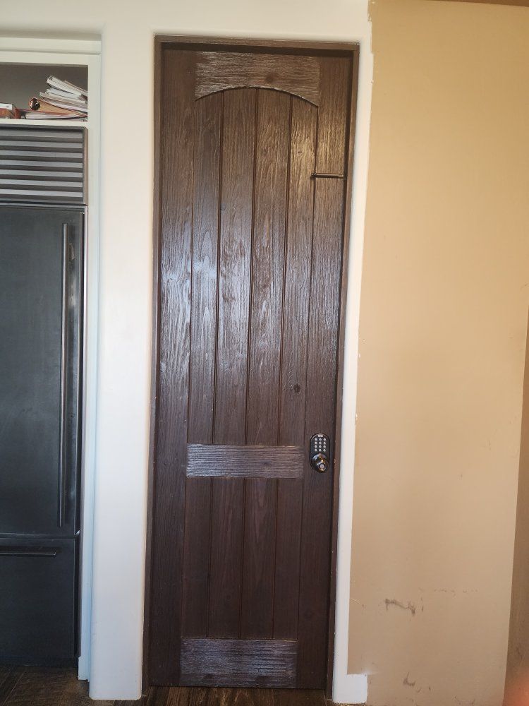 Main image 3