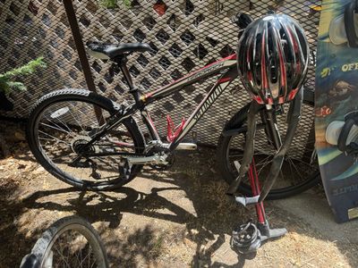 Specialized Hardrock mountain bike 26”