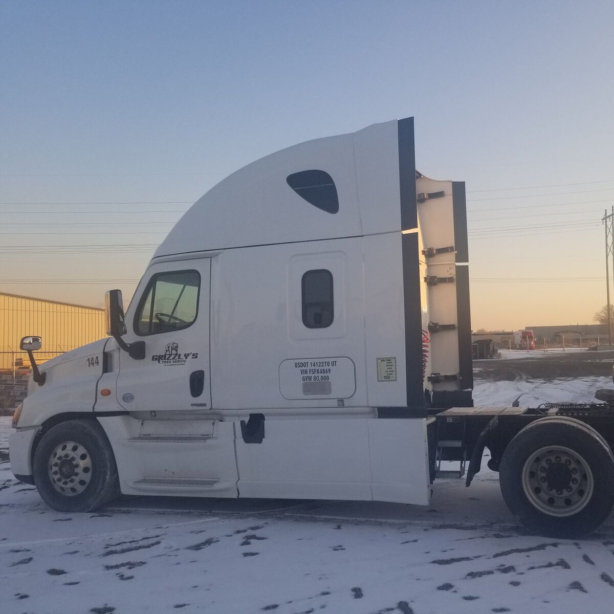 2015 CASCADIA DD15 13 SPEED