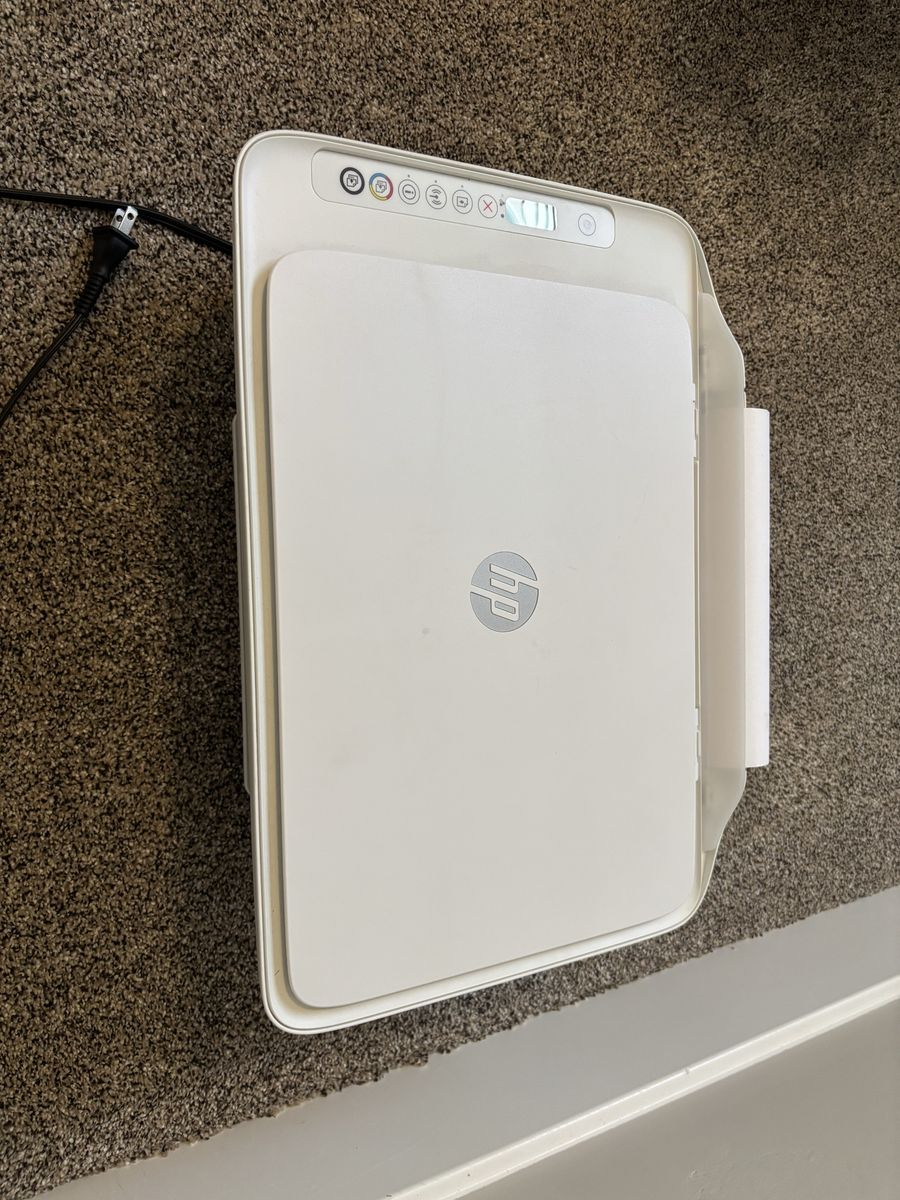 HP DeskJet 2552 All-in-One Printer - Print, Scan, Copy - White - Works Great