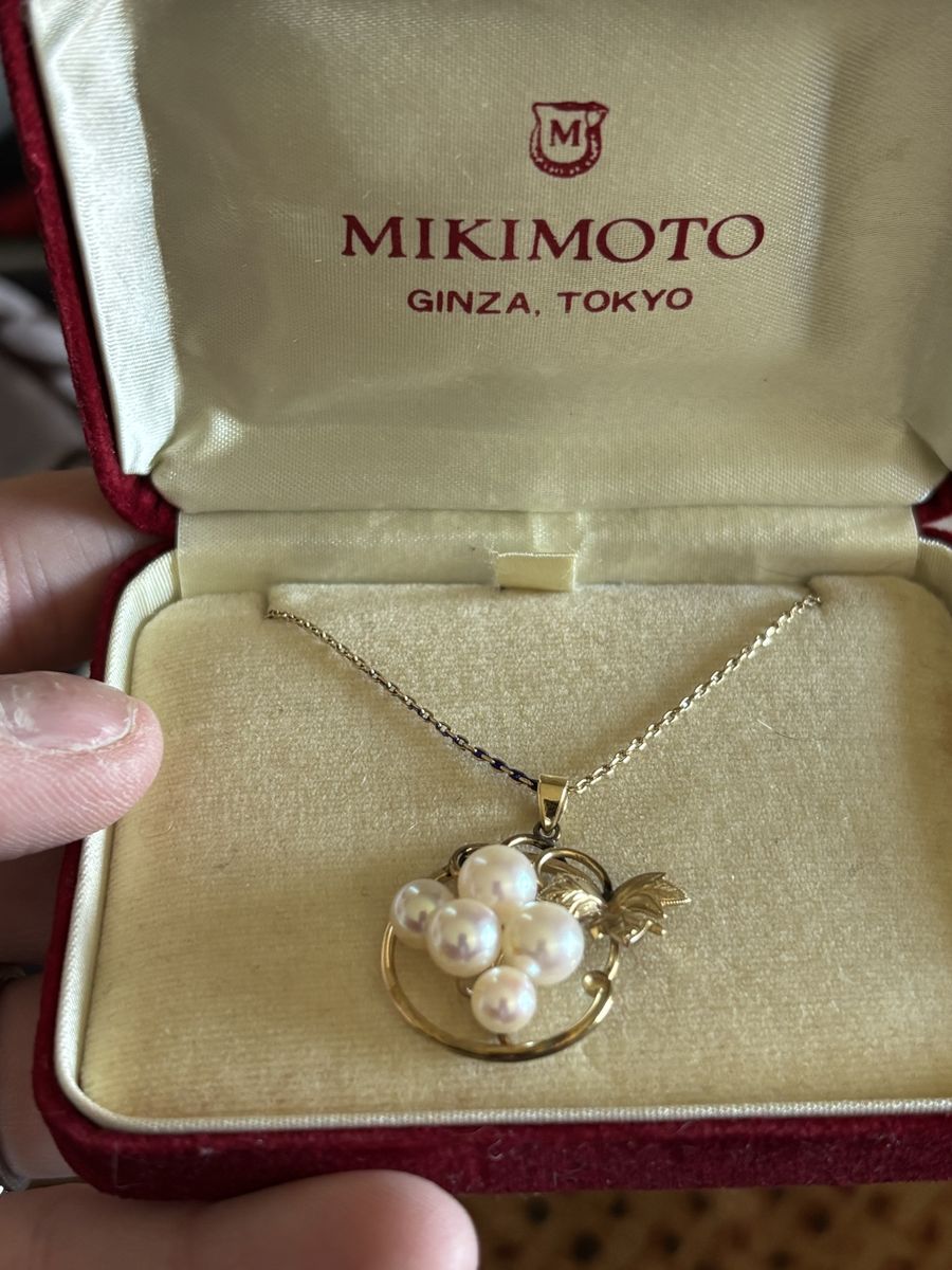 14 Karat Gold Mikimoto Pearls from Toykyo normally