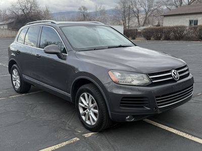 2013 VOLKSWAGEN TOUAREG VR6