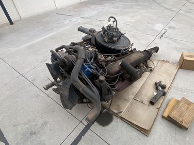 Cadillac 472 V8 Engine Assembly with Automatic Transmission