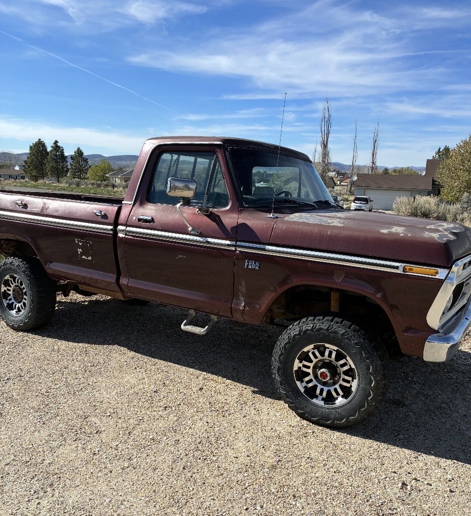 1976 Ford F-250 