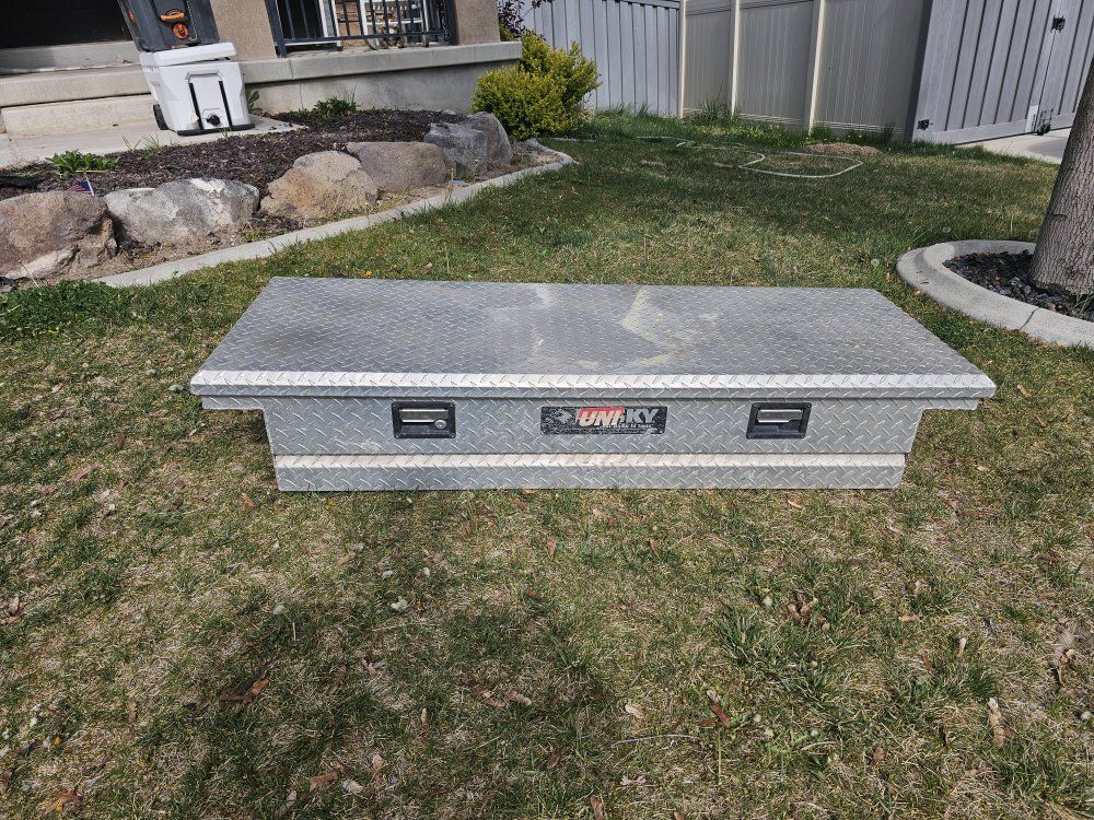 husky truck tool box
