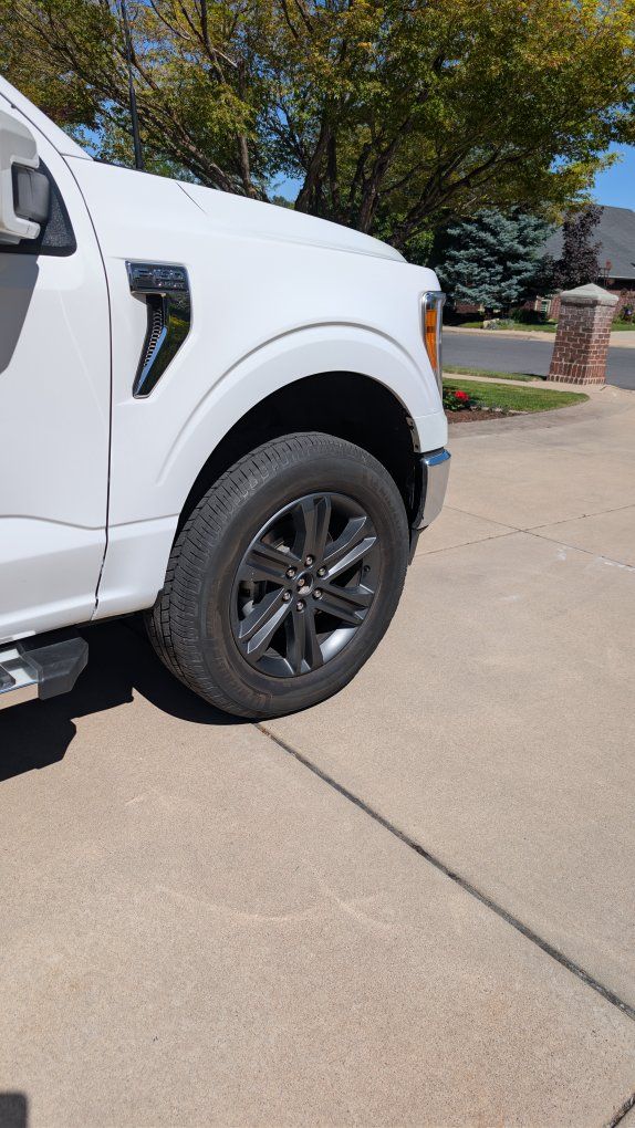 Ford F150 20" Rims And 275 60 Tires