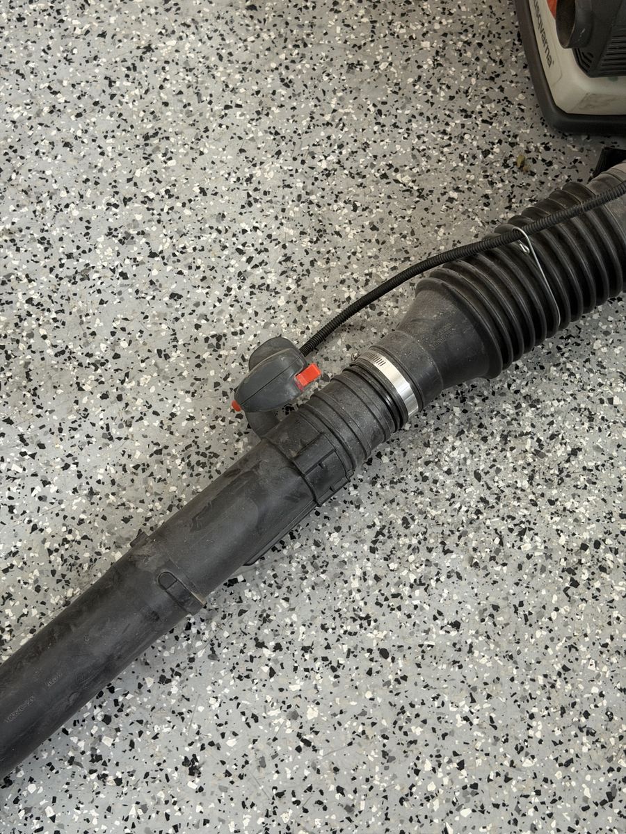 Husqvarna 350bt backpack gas leaf blower