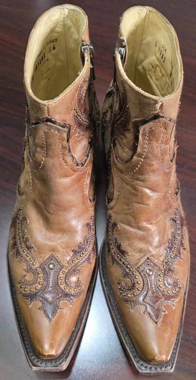 Corral - 1382 Studs & Overlay Boots