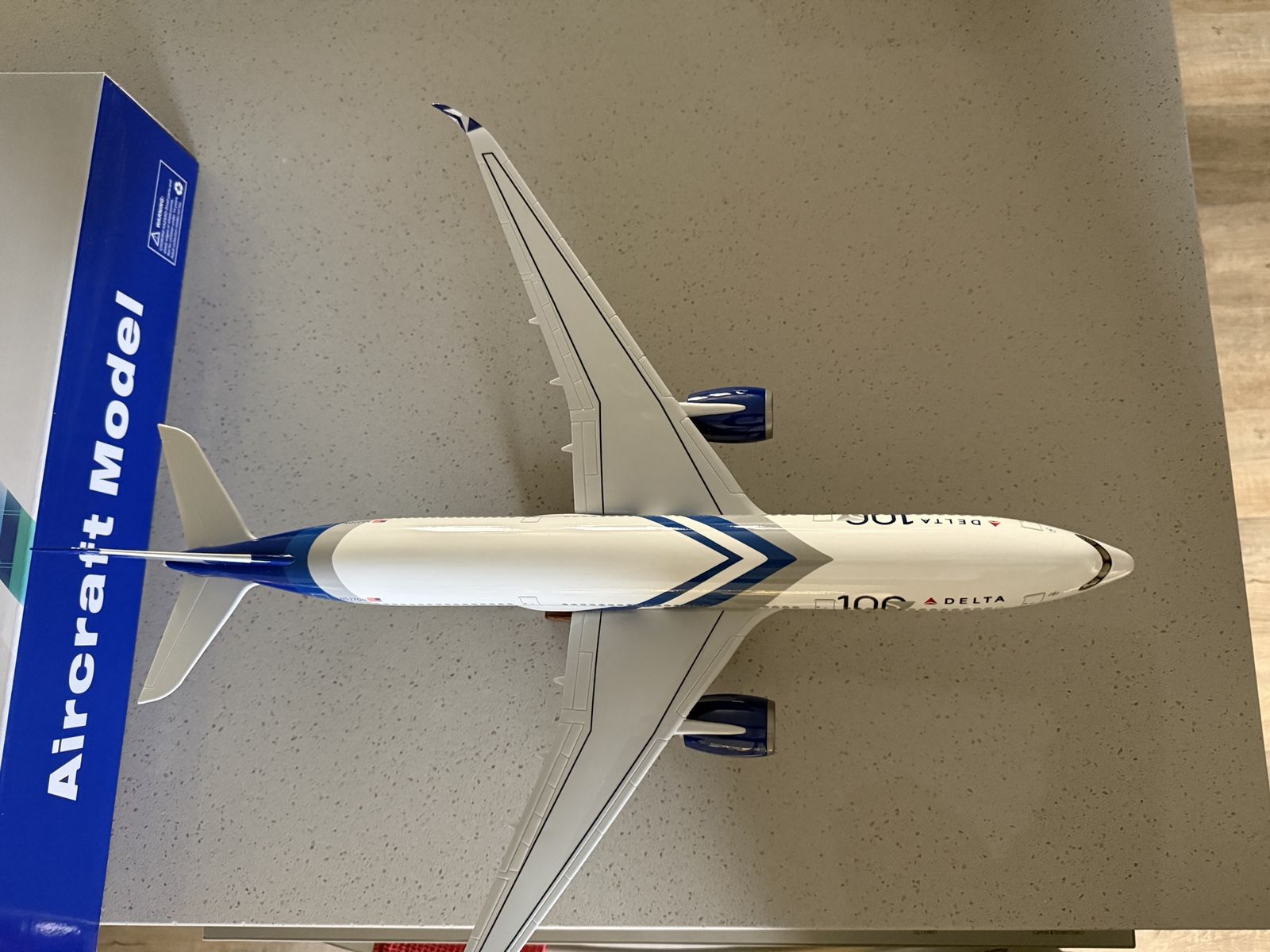 Delta A350 Model Airplane