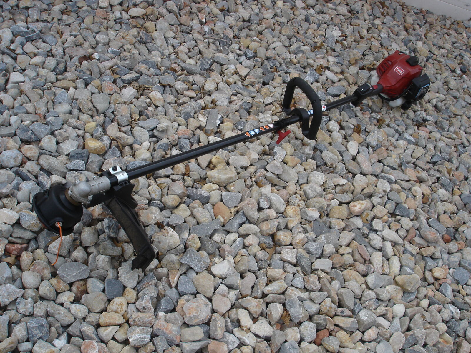 Toro Straight Shaft Weed Eater (Attachment Capable) Powerful & reliable performance
