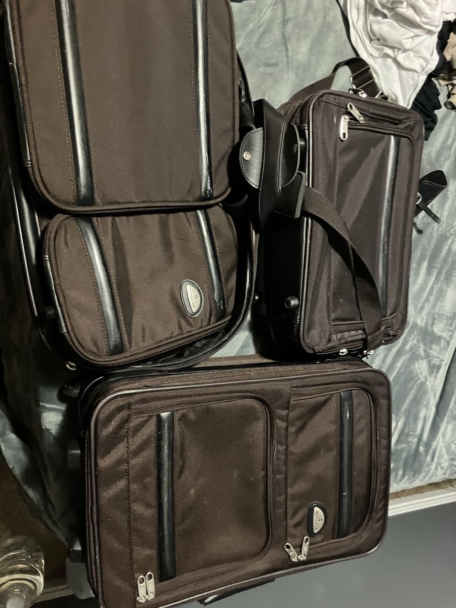 3 Piece Samsonite luggage set