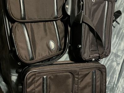 3 Piece Samsonite luggage set