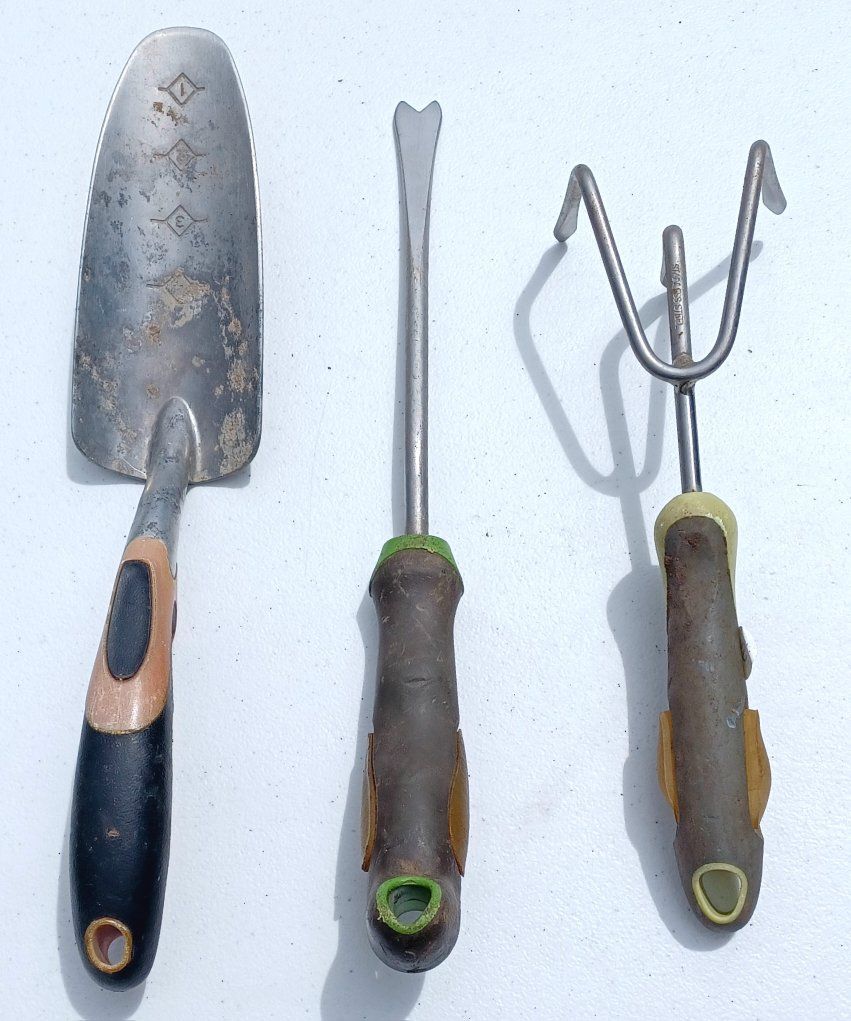 Garden Hand Tool Set - Trowel, Weeder, Cultivator