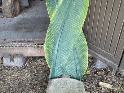 Pair of Vintage Green Banana Leaf Patio Chairs - Concrete / Molded Garden Decor