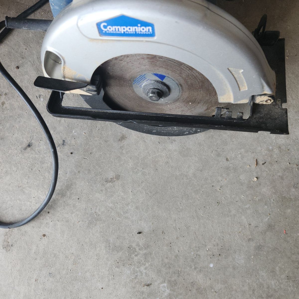circular saw
