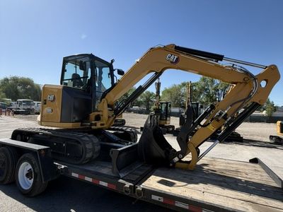 Cat 305 - 5 Ton Mini Excavator for Rent - Thumb / Claw and Angle Blade