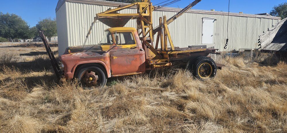 1955 Chevy 6400 boom truck