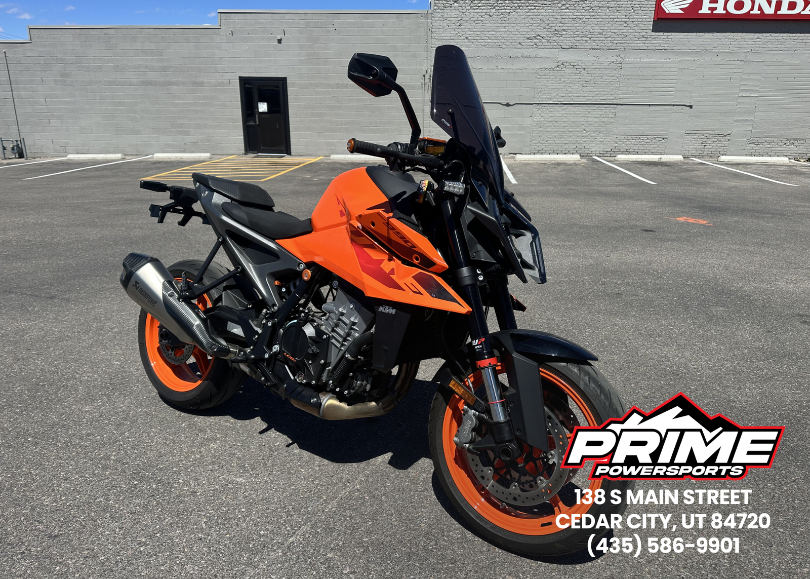 2024 KTM 990 Duke