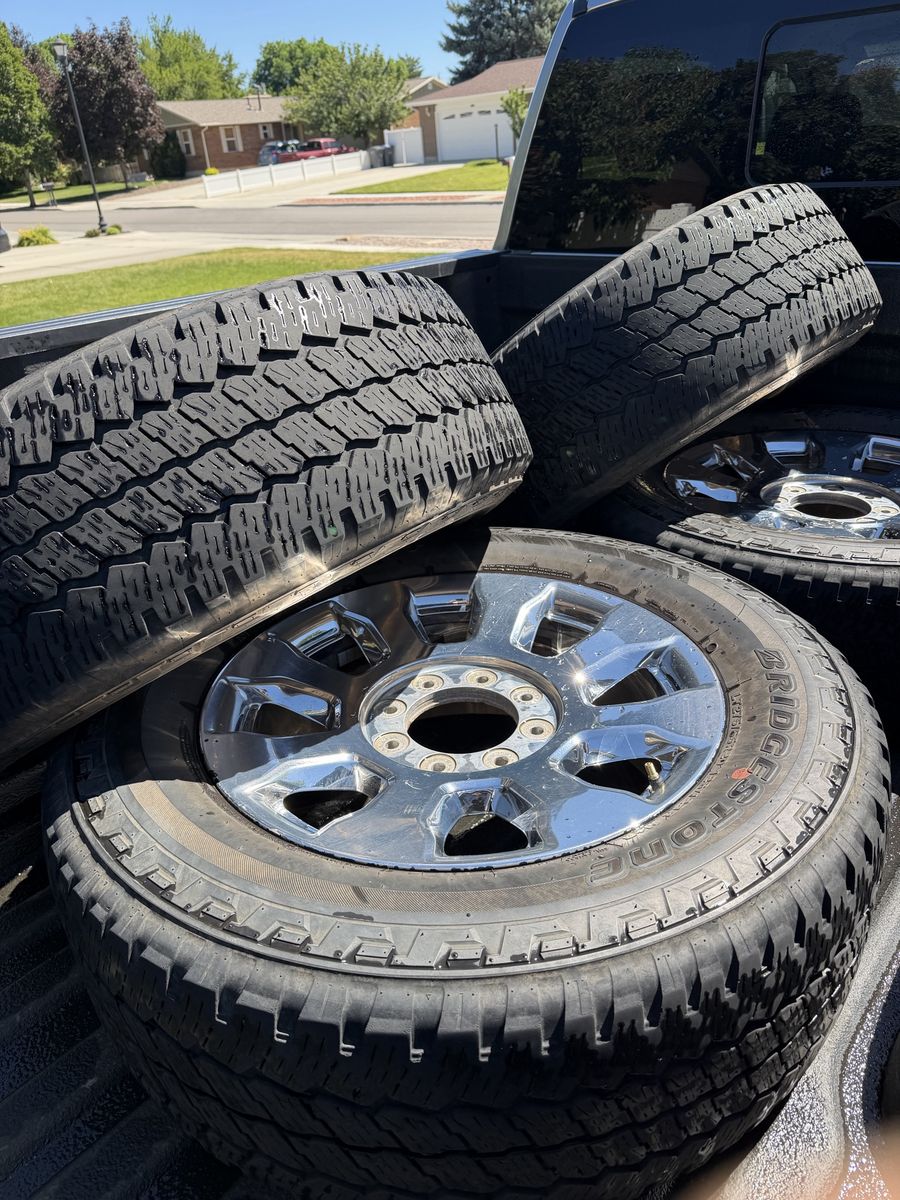 F250 F350 Ford Superduty 8/170 20”wheels and tires 275/65r20