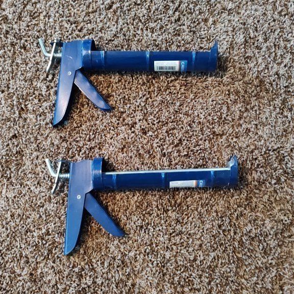 set of two brand new caulking guns caulk gun