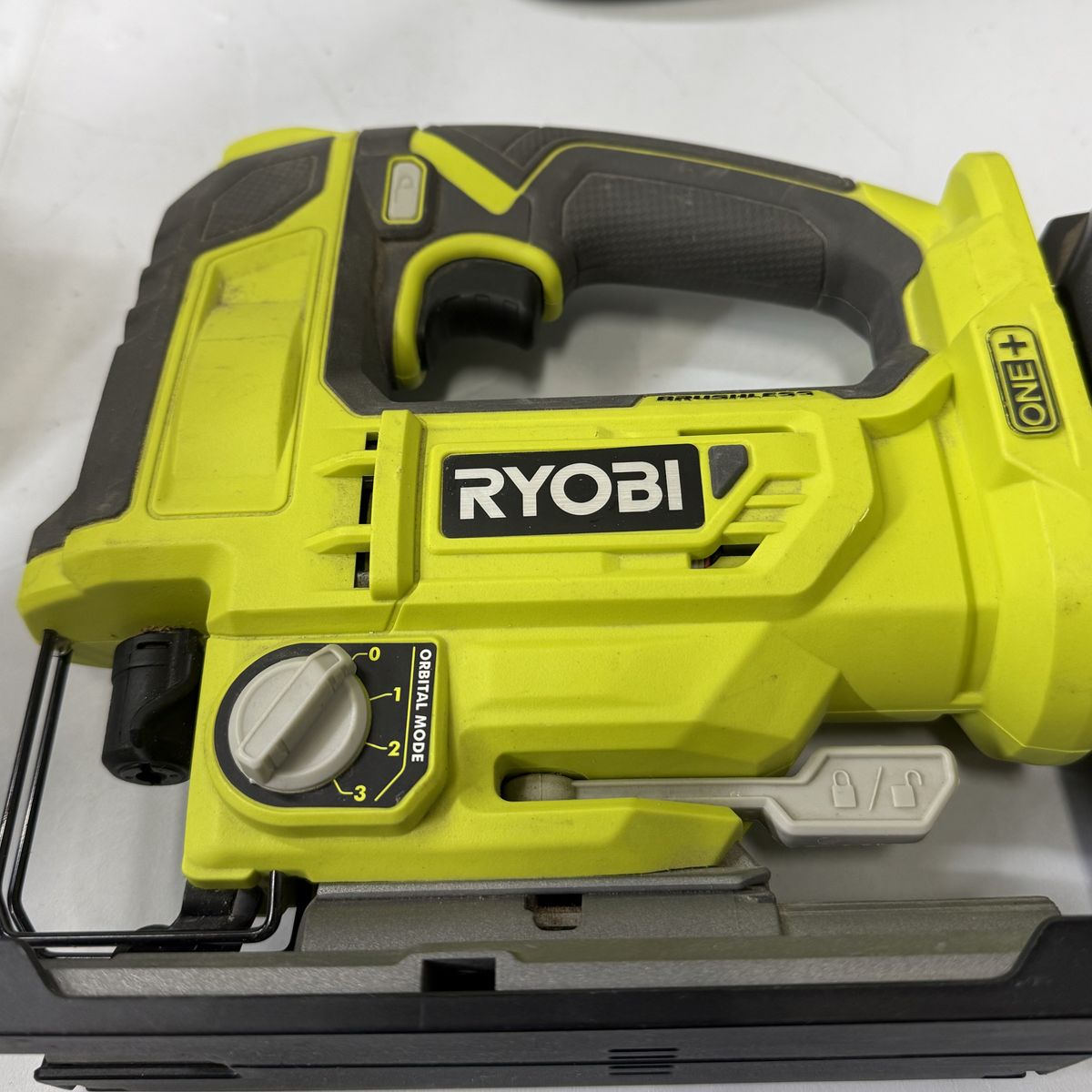 Ryobi Brushless 18V Jigsaw (P524) With Charger