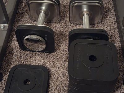 Ironmaster Quick-Lock Adjustable Dumbbell Set 75LB SET.
5 10 15 20 25 30 35 40 45 50 55 60 65 70 75 INTERCHANGEABLE