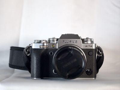 Fujifilm xt4 body only