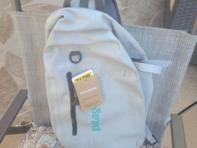 Patagonia Stormfront Sling Gray New