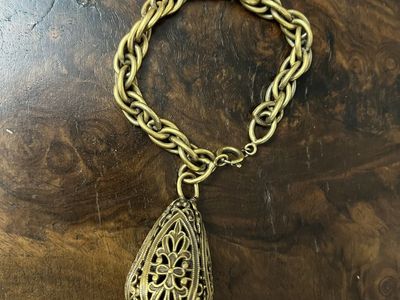 Stunning Antique/Vintage Gold Colored Bracelet 1950's-1960's