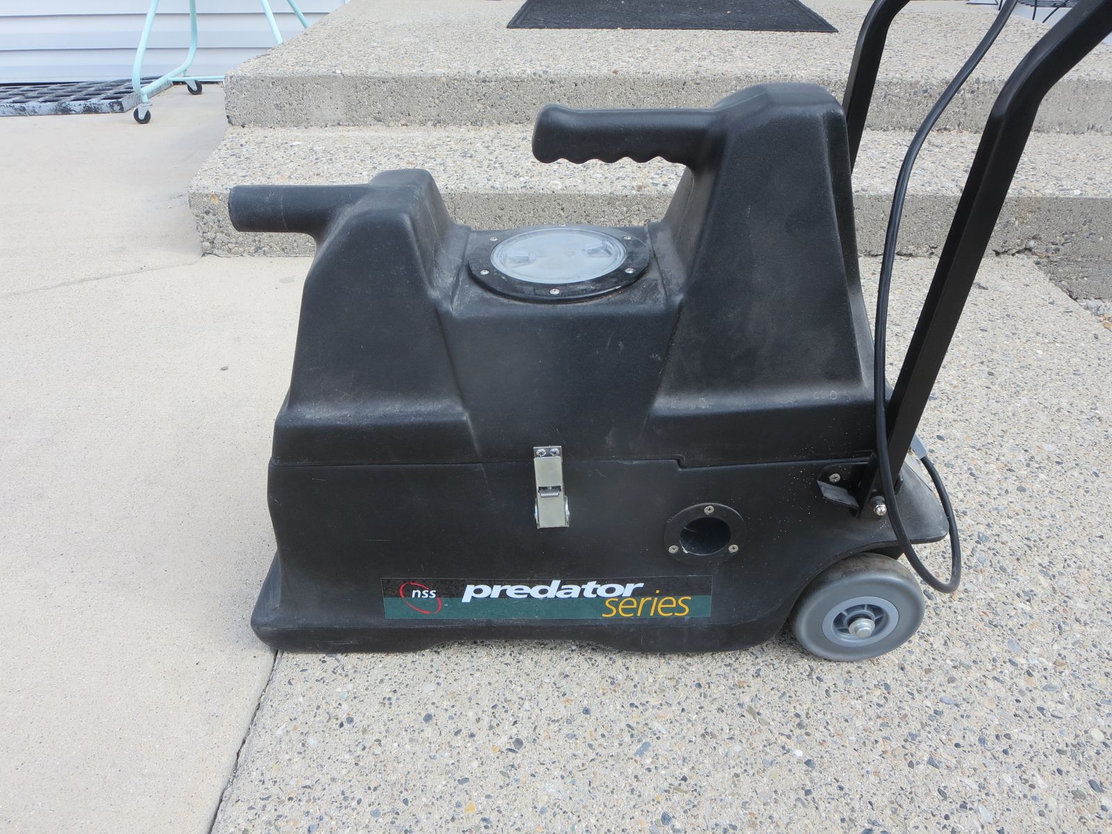 NSS Predator series cx3 spotter carpet extractor