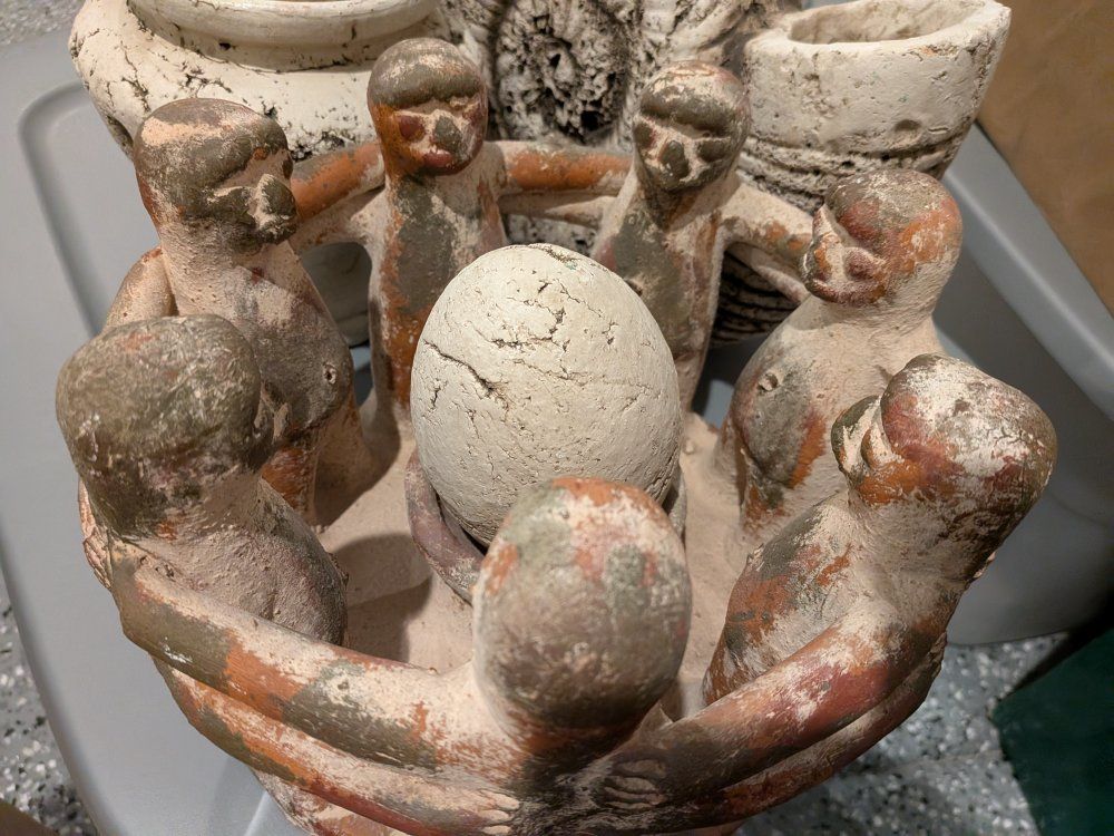 Main image 3
