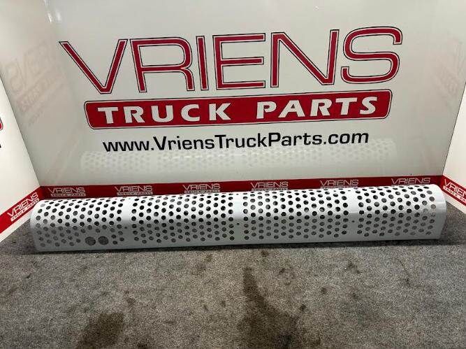 M46-6245-002 SHIELD-EXHAUST LH