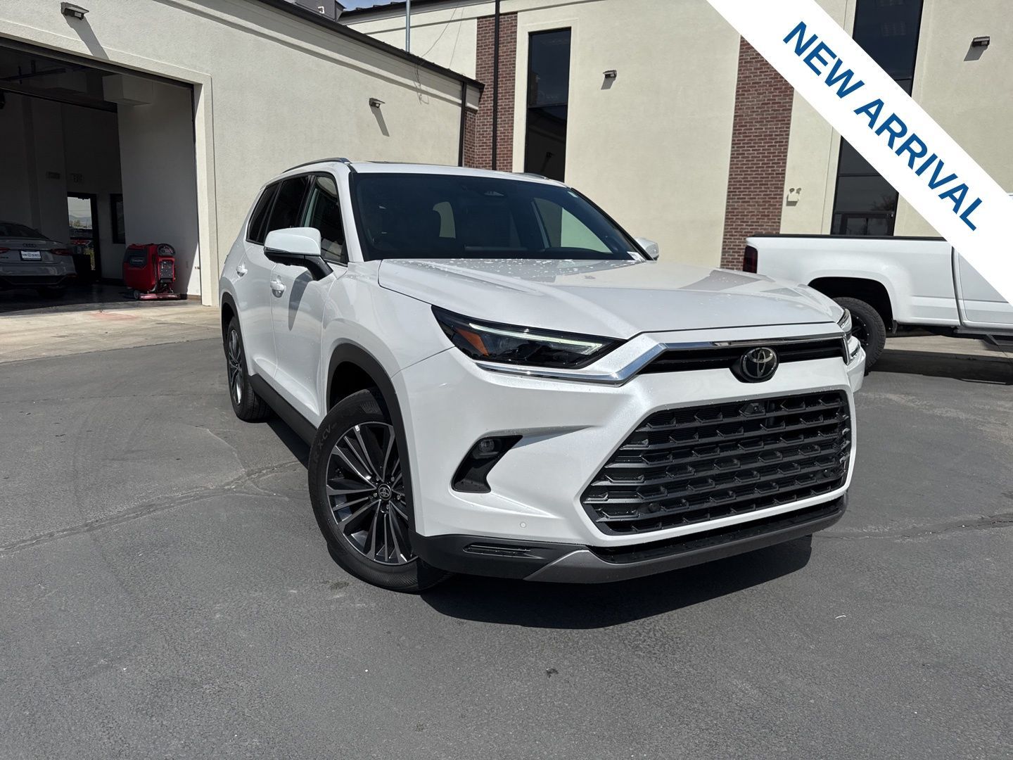 2024 Toyota Grand Highlander Hybrid MAX Platinum