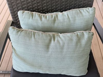 Pair of Outdoor Patio Pillows Light Green/Teal Woven Texture Lumbar Support