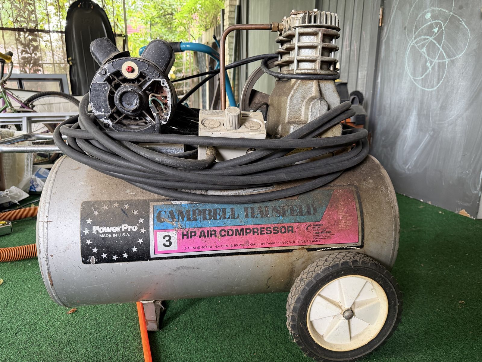 Air compressor