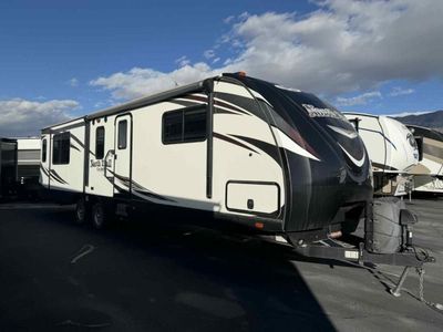 Used 2017 Heartland North Trail 32RETS King
