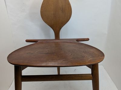 Hans J. Wegner Valet Chair JH540