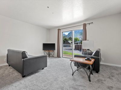 36% off male apartment for spring/summer