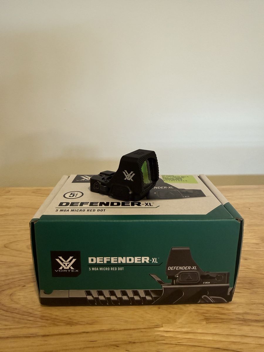 Vortex Defender-XL 5 MOA Red Dot Sight