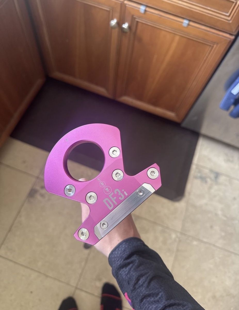 CAUTION fake Lab Putter