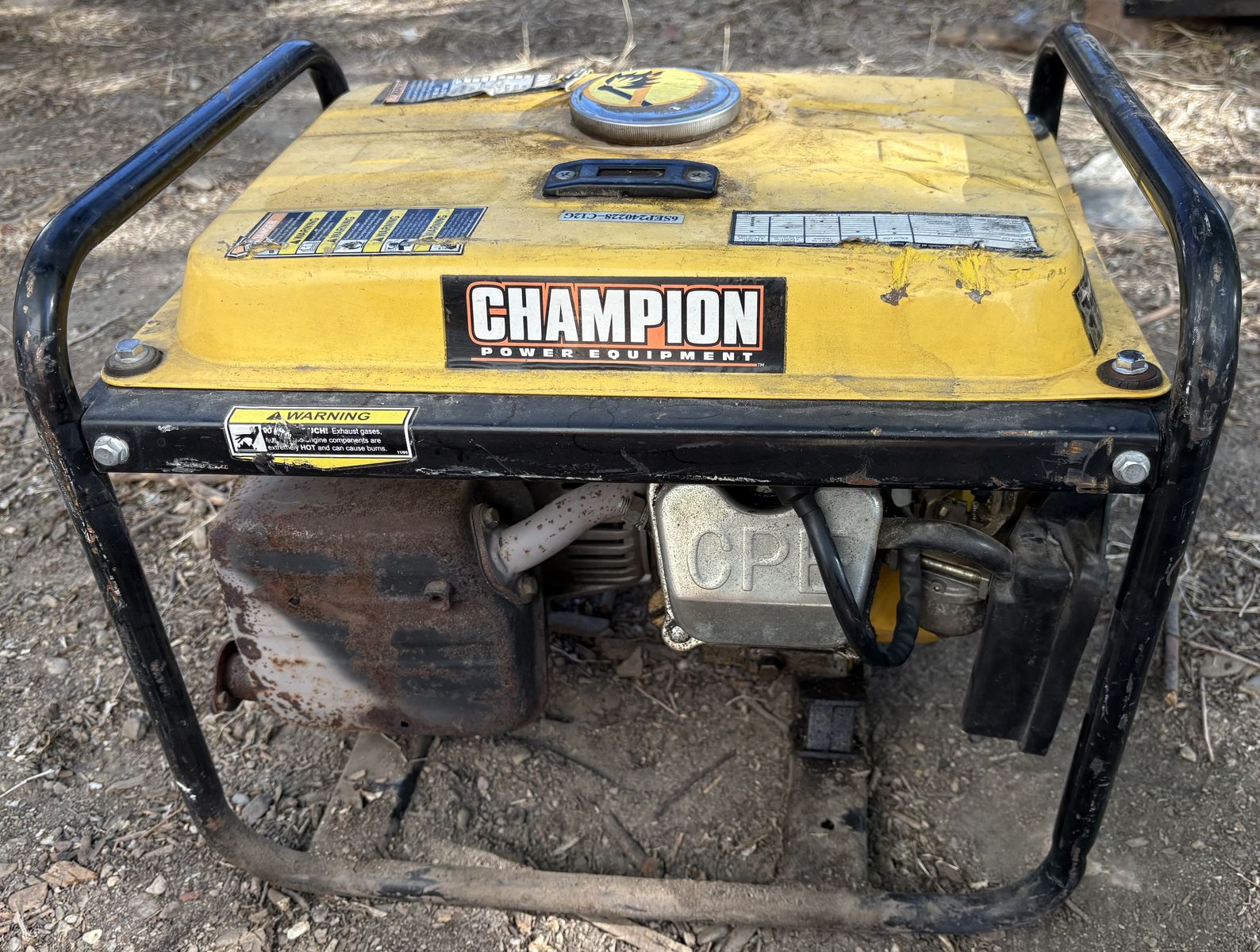 Champion 2.4 HP 1200W Generator