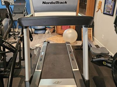 Norditrack Elite 9700 Pro Treadmill