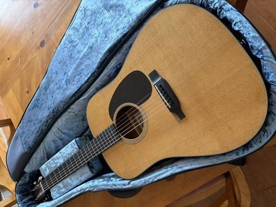 Martin Retro Plus Guitar