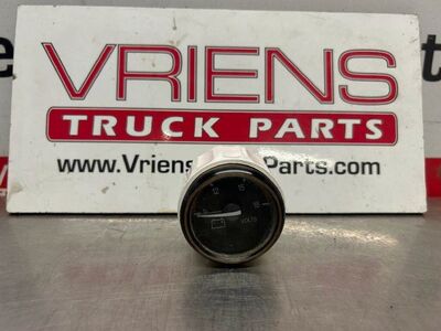 Peterbilt Voltmeter Gauge, Part # Q43-6002-301B