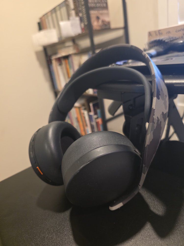 Sony PlayStation 5 Pulse 3D Wireless Headset - Gray Camouflage