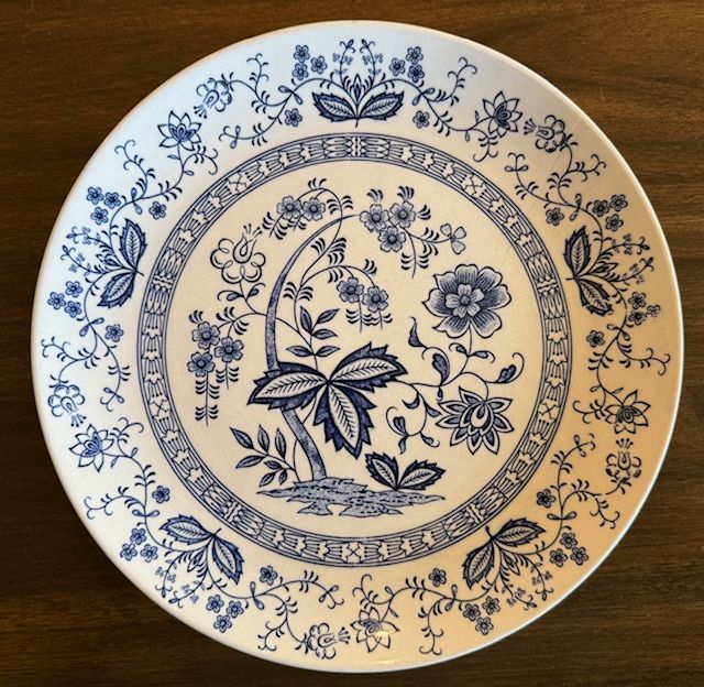 Vintage Blue Onion Pattern Dinner Plate Dish, Cracked and Chipped