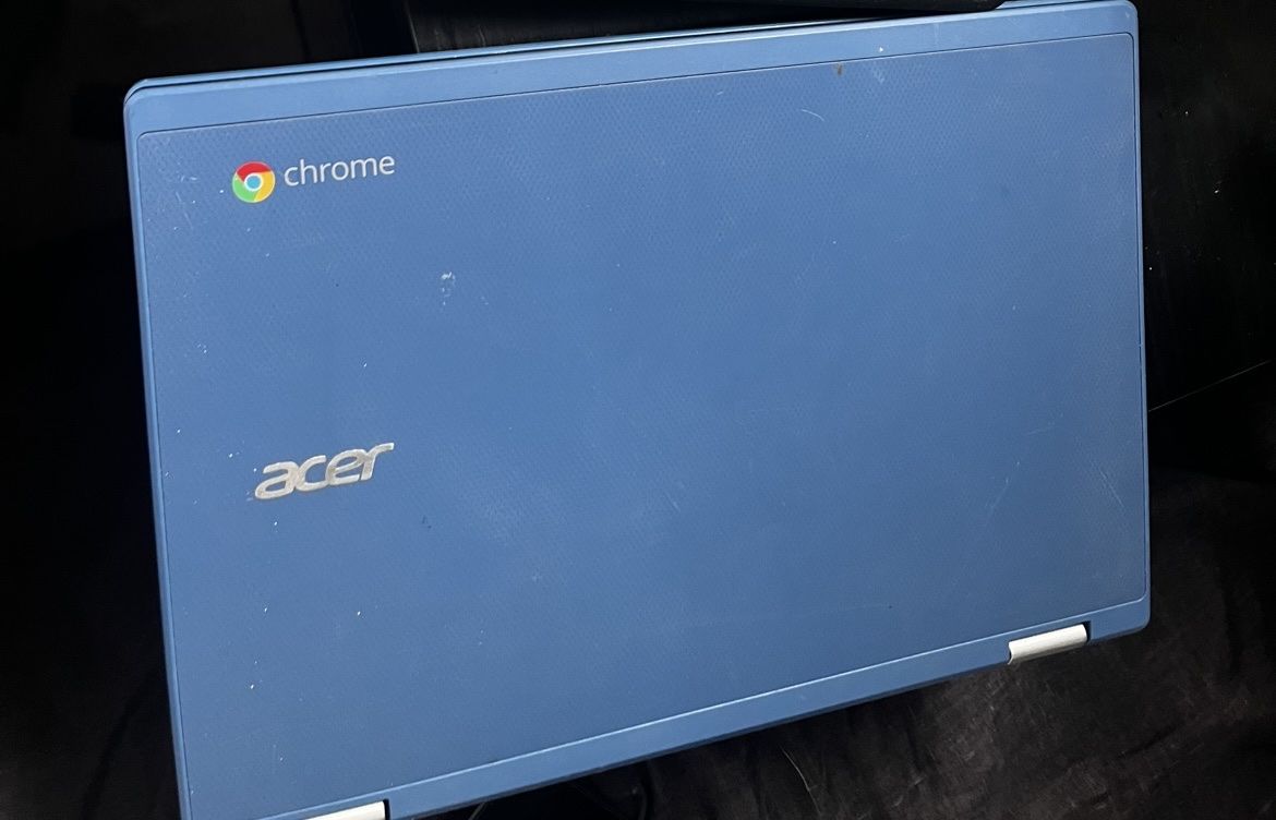 Acer Blue Chromebook Laptop - Used
