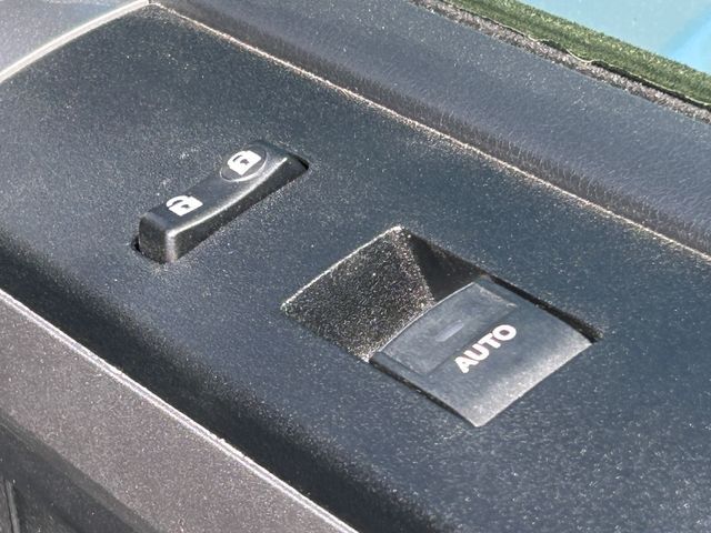 Main image 37